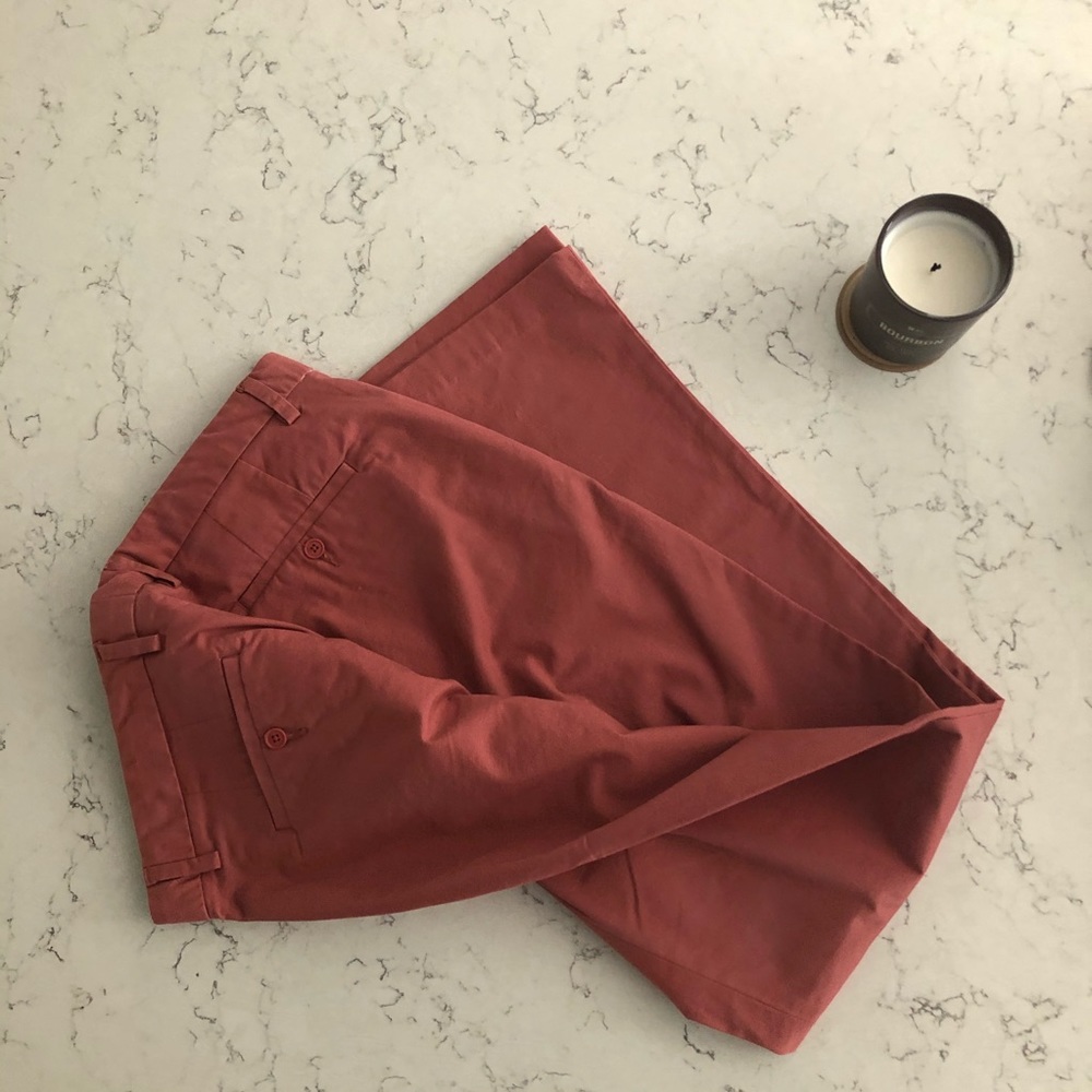 Men’s Black Label Saks Fifth Avenue Red slacks New